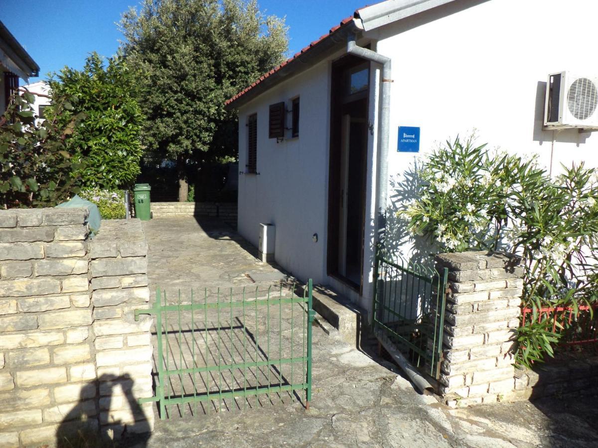 Apartment Blanka Petrčane Exterior foto